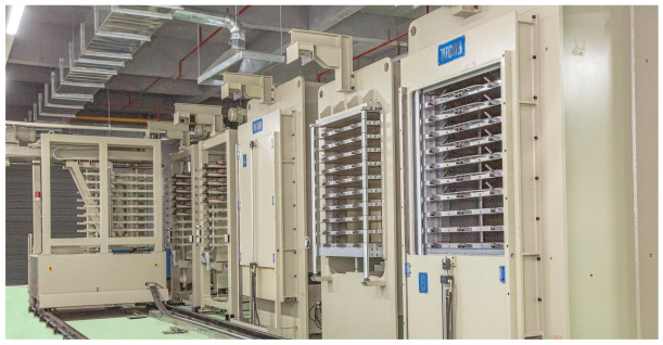 ѹ�ϻ� Lamination Machine.jpg